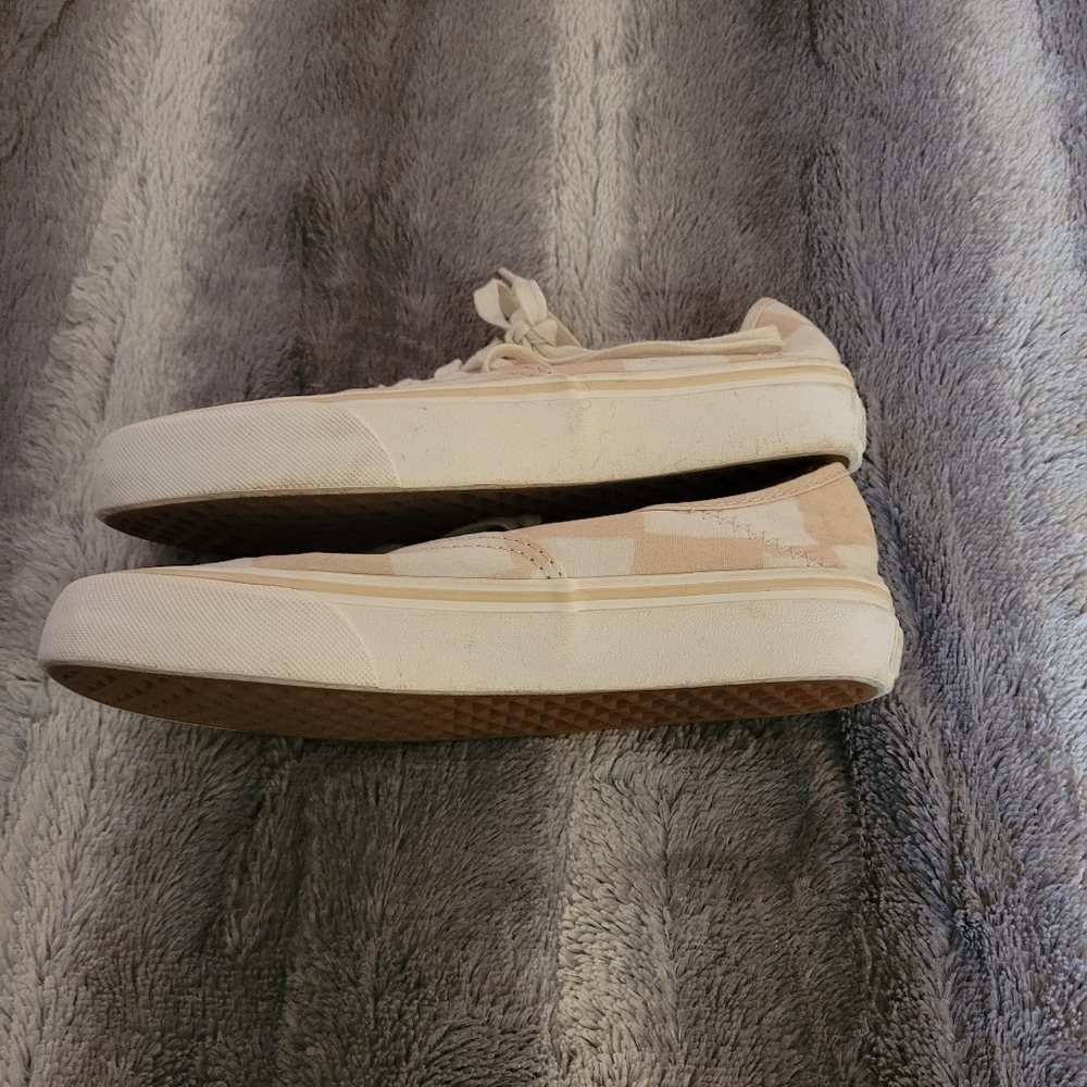 Vans Size 7 - image 3